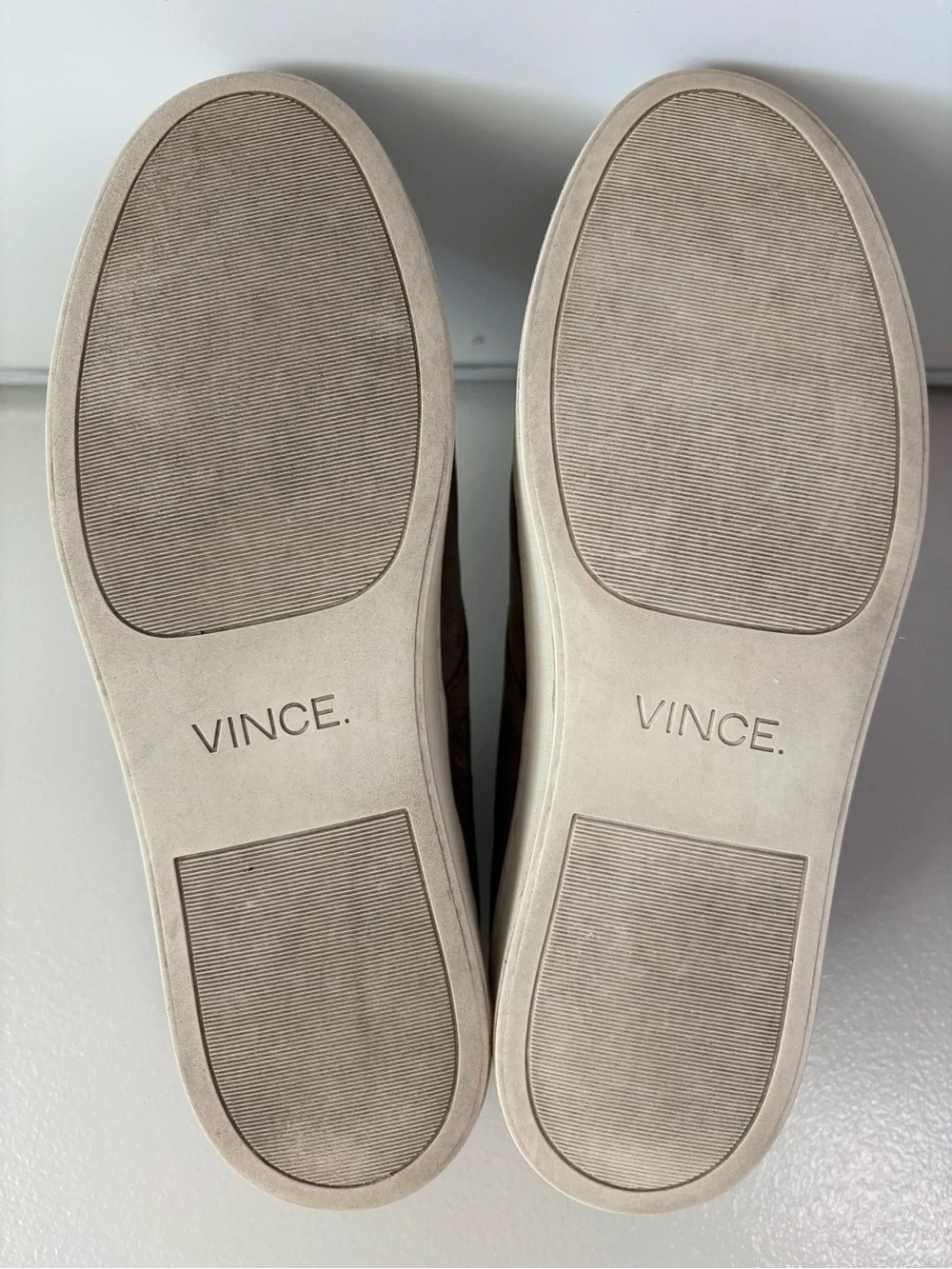 Vince suede slip